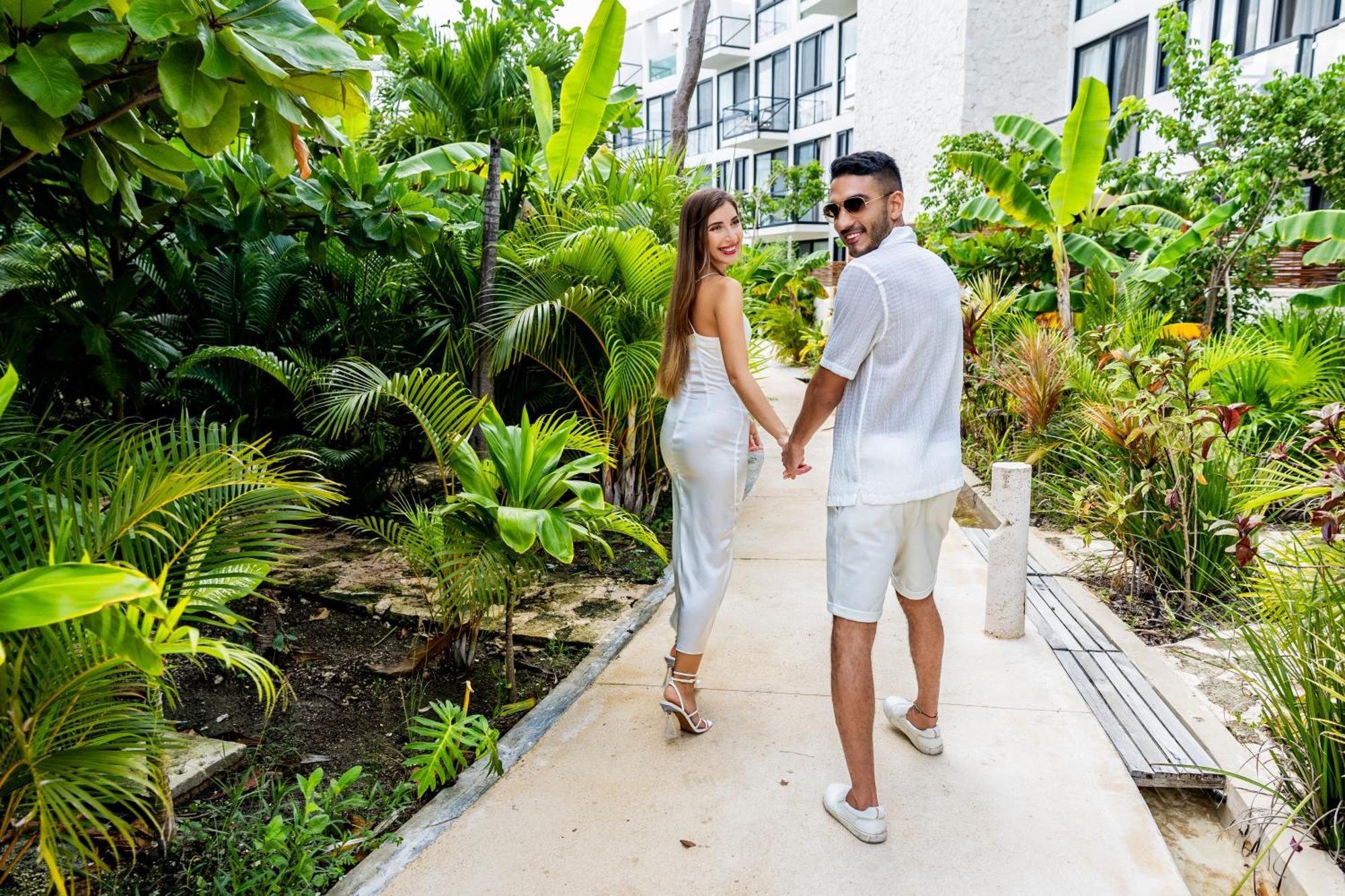 The Waves Tulum By Bnb Experience ภายนอก รูปภาพ